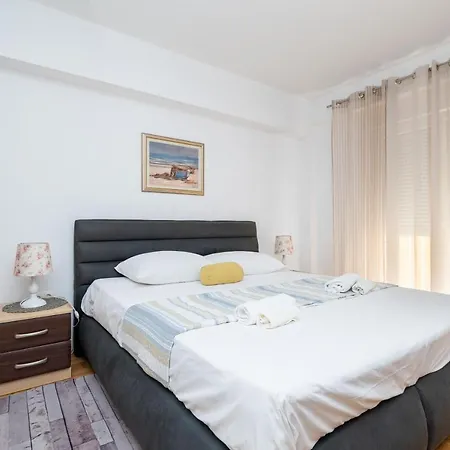 Apartment Paula Zadar
